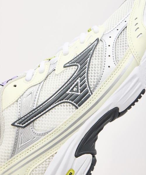 MIZUNO（ミズノ　）の「【MIZUNO】MXR D1GA2451 スニーカー（スニーカー・レディース・オフホワイト/ブラック・23cm/25cm/24.5cm/24cm/23.5cm）」の13枚目の写真