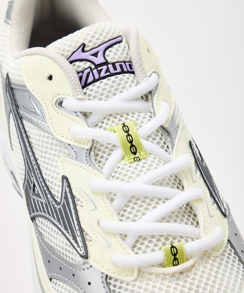 MIZUNO（ミズノ　）の「【MIZUNO】MXR D1GA2451 スニーカー（スニーカー・レディース・オフホワイト/ブラック・23cm/25cm/24.5cm/24cm/23.5cm）」の16枚目の写真