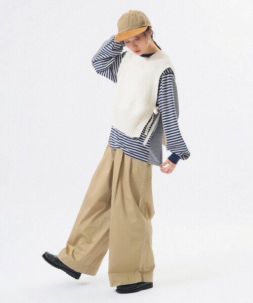 BEAMS BOY（ビームスボーイ）の「サイド リボン レッドクロス ベスト（ベスト・レディース・ホワイト系その他7/チャコールグレー・ONE SIZE）」の15枚目の写真