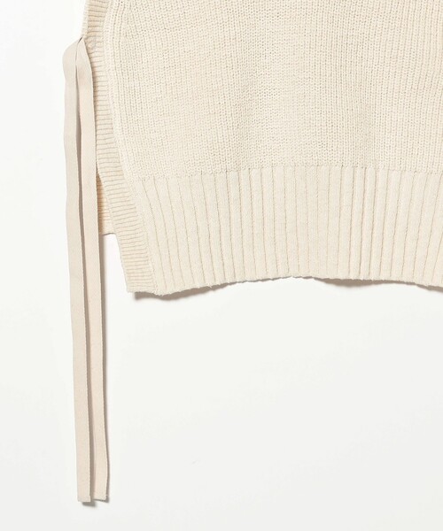 BEAMS BOY（ビームスボーイ）の「サイド リボン レッドクロス ベスト（ベスト・レディース・ホワイト系その他7/チャコールグレー・ONE SIZE）」の9枚目の写真