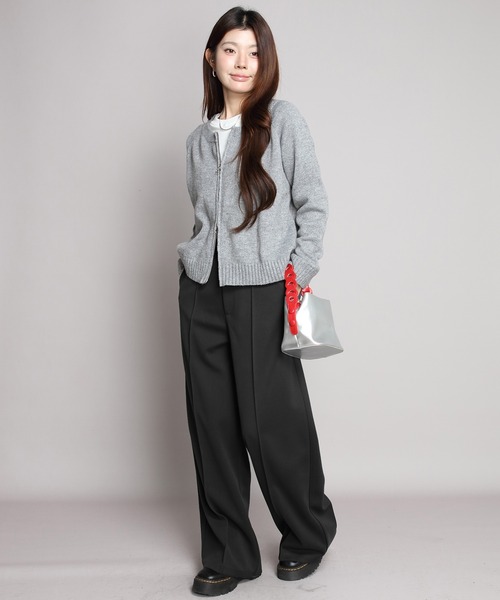 by LEGNA(バイレグナ)の「【選べる丈感】あったか起毛ピンタック入りワイドパンツ(スラックス・レディース・アイボリー/ブラック/ベージュ/杢グレー/キャメル/ブラウン/ダークネイビー・L-Regular/M-Regular/L-Long/M-Long/XL-Regular/L-Short/M-Short/XL-Short)」の15枚目の写真