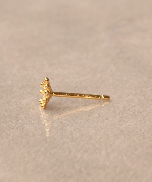 NOIR DE POUPEE（ノワールドプーペ）の「【WEB限定】K18vermeil ダイヤモンドフラワーピアス（ピアス（両耳用）・レディース・ゴールド・FREE）」の10枚目の写真