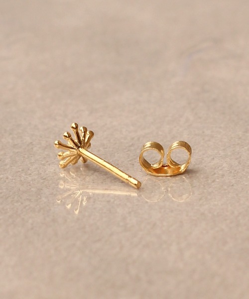 NOIR DE POUPEE（ノワールドプーペ）の「【WEB限定】K18vermeil ダイヤモンドフラワーピアス（ピアス（両耳用）・レディース・ゴールド・FREE）」の11枚目の写真