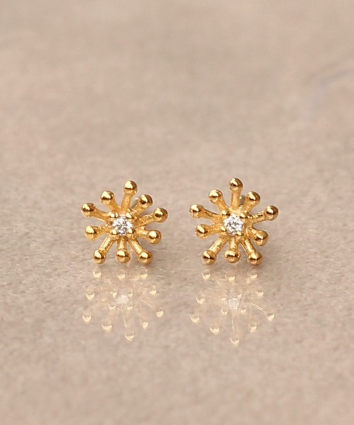 NOIR DE POUPEE（ノワールドプーペ）の「【WEB限定】K18vermeil ダイヤモンドフラワーピアス（ピアス（両耳用）・レディース・ゴールド・FREE）」の15枚目の写真