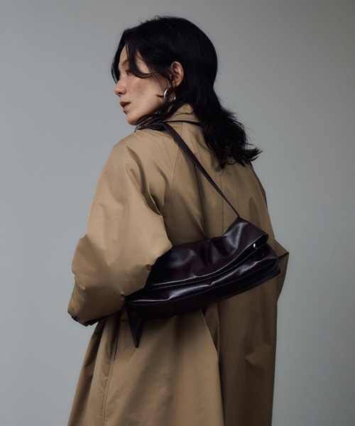 SALON adam et rope'（サロン アダム エ ロペ）の「FURLO DOWNバルマカンコート / 撥水ファーロダウン（ダウンジャケット/コート・レディース・ベージュ/ブラック・FREE）」の12枚目の写真