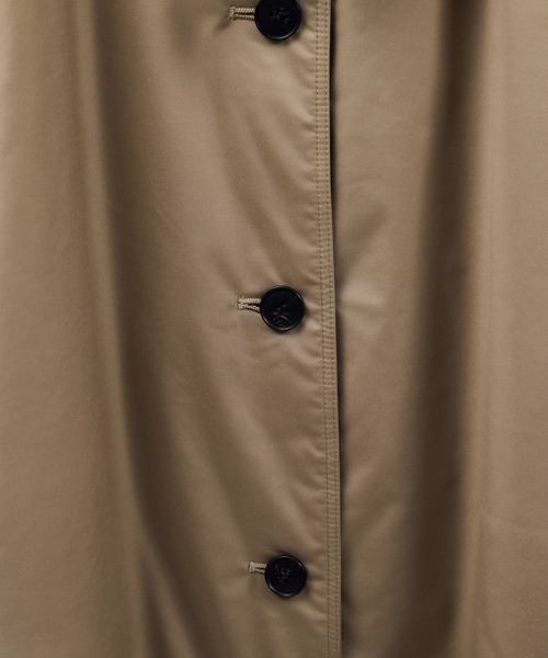 SALON adam et rope'（サロン アダム エ ロペ）の「FURLO DOWNバルマカンコート / 撥水ファーロダウン（ダウンジャケット/コート・レディース・ベージュ/ブラック・FREE）」の22枚目の写真