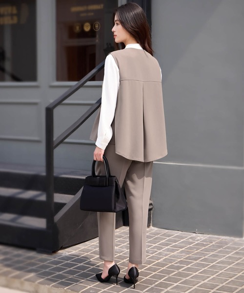 DRESS PLUS(ドレスプラス)の「万能ペプラムパンツセットアップ(セットアップ・レディース・ブラック/ブラウン/ネイビー・M/L)」の18枚目の写真