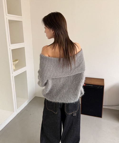 4INT.(フォイント)の「アンゴラタッチ オフショルダー ルーズシルエット ニット トップス(ニット/セーター・レディース・カーキ/ブラック/グレー/クリーム・FREE)」の14枚目の写真