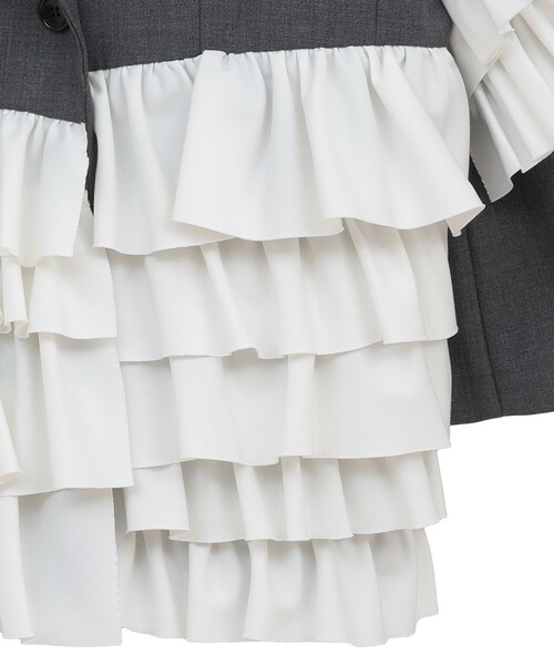 CLANE(クラネ)の「【CLANE/クラネ】FRILLED TAILORED JACKET/フリルテーラードジャケット(テーラードジャケット・レディース・グレー/ブラック・1)」の6枚目の写真