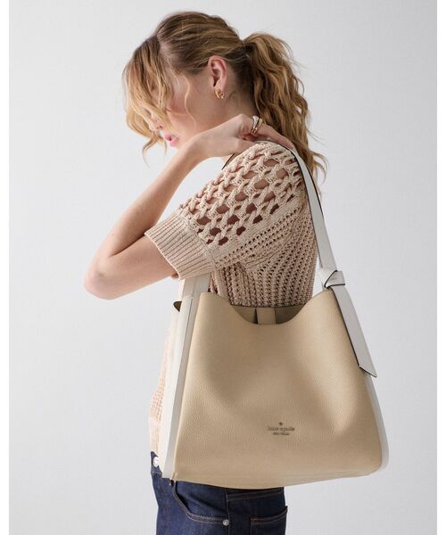 kate spade new york(ケイトスペード ニューヨーク)の「ノット カラーブロック ラージ キャリーオール(ショルダーバッグ・レディース・ホワイト・ONESIZE)」の4枚目の写真