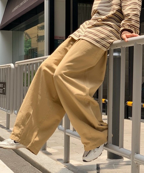 SHEPP(シープ)の「【26年春夏新作】ツイルワイドシルエットパンツ(チノパンツ・メンズ・ベージュ/ホワイト・M)」の4枚目の写真