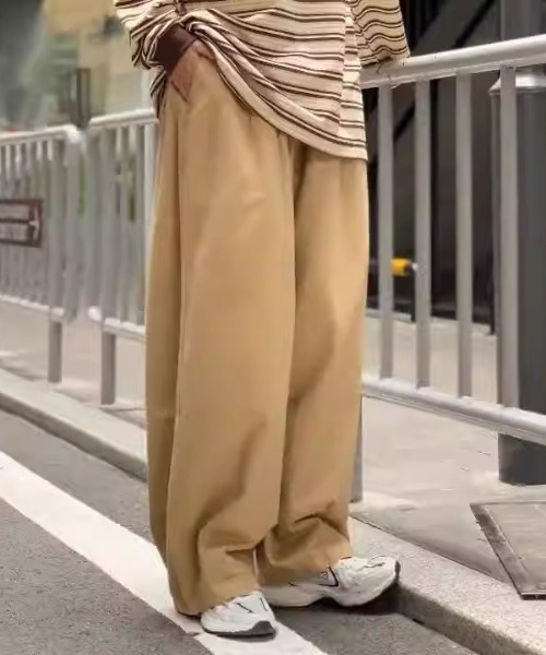 SHEPP(シープ)の「【26年春夏新作】ツイルワイドシルエットパンツ(チノパンツ・メンズ・ベージュ/ホワイト・M)」の17枚目の写真