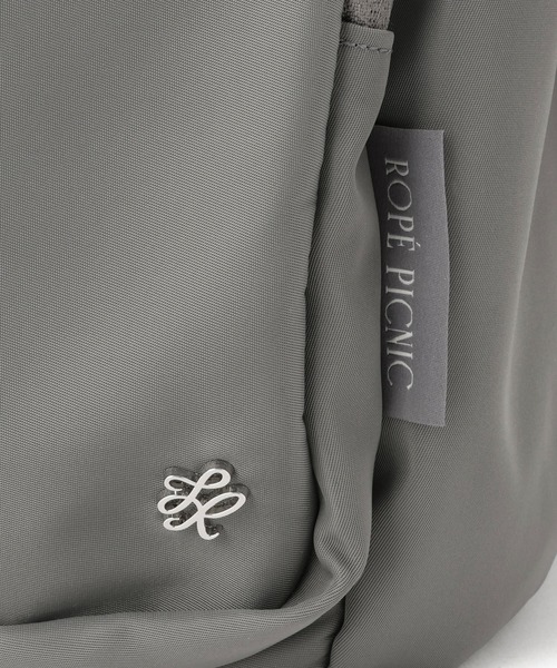 ROPE' PICNIC(ロペピクニック)の「10ポケットバックパック/撥水(バックパック/リュック・レディース・グレー/ブラック・FREE)」の3枚目の写真