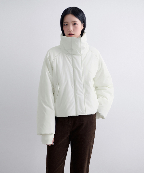 MUSINSA STANDARD WOMAN（ムシンサスタンダードウーマン）の「ウィメンズハイネックショートパディングジャケット[アイボリー]（ダウンジャケット/コート・レディース・その他・LARGE/MEDIUM/SMALL/X-SMALL）」の10枚目の写真