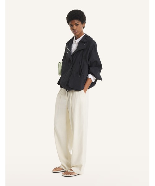 Maison Kitsune（メゾンキツネ）の「SPORTY WINDBREAKER（その他アウター・レディース・ブラック・L/M/S/XS）」の4枚目の写真