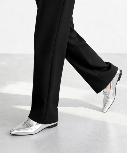 MAMIAN(マミアン)の「スクエアトゥローファー(ローファー・レディース・ブラック/ブラック系その他/シルバー/ベージュ・22.5cm/23.0cm/23.5cm/24.0cm/24.5cm/25.0cm)」の4枚目の写真