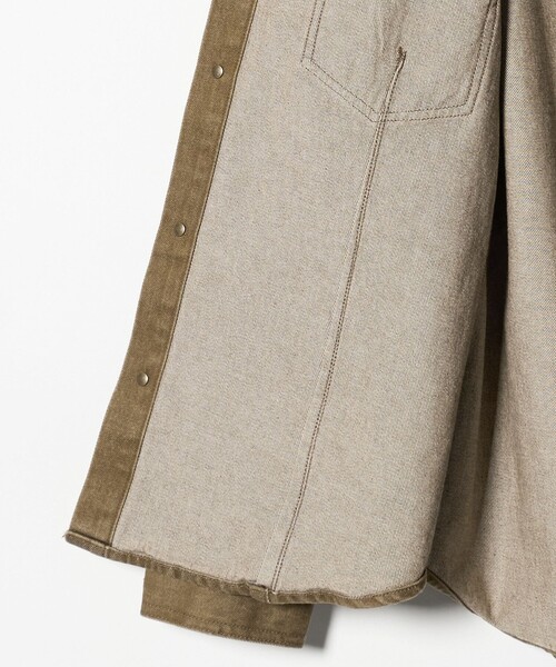 ATTISESSION(アティセッション)の「<ATTISESSION>ブラウン デニム シャツ(シャツ/ブラウス・レディース・ブラウン系・38/36)」の11枚目の写真