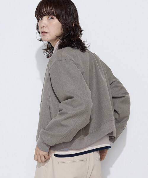 COMME CA Wardrobe（コムサワードローブ）の「ポリエステルレーヨンスタジャン型ブルゾン（ブルゾン・レディース・杢グレー/ネイビー・FREE）」の8枚目の写真