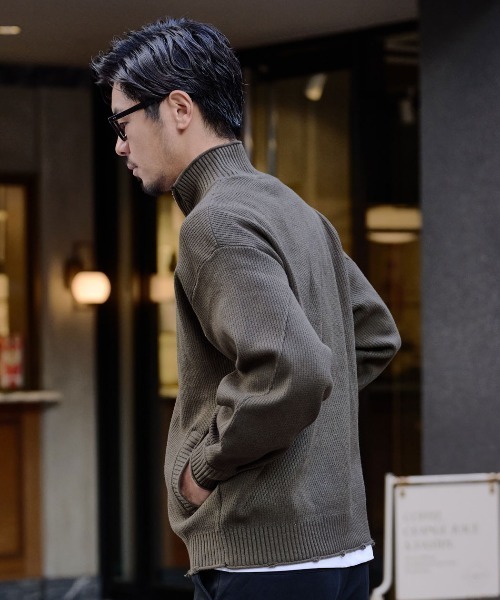 BENUSTA（ベヌスタ）の「『BENUSTA/ベヌスタ』 スタンドリブニットブルゾン【GC】（ニット/セーター・メンズ・カーキ/ブラック・XL/L）」の14枚目の写真