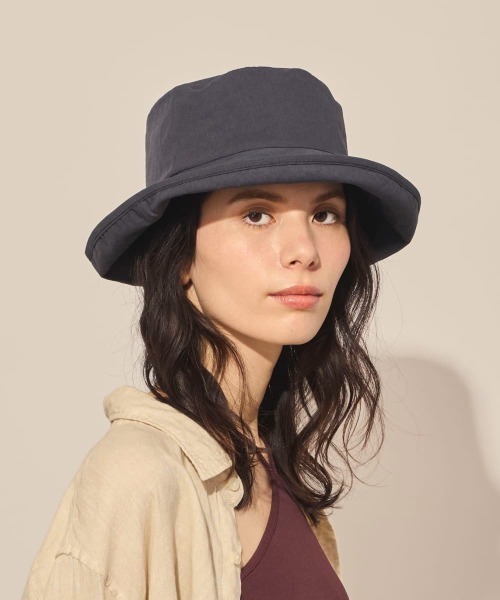 arth（アース）の「arth  Sunny Dry Bucket / アース（ハット・レディース・ホワイト/グリーン/ネイビー/ブルー・M/57.5cm）」の9枚目の写真