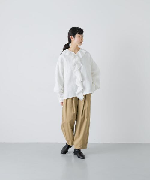 かぐれ（カグレ）の「リネンフリルカラーシャツ（シャツ/ブラウス・レディース・オフホワイト/ブラック/ライトグレー・FREE）」の11枚目の写真