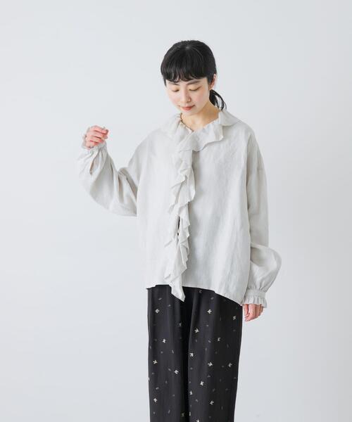 かぐれ（カグレ）の「リネンフリルカラーシャツ（シャツ/ブラウス・レディース・オフホワイト/ブラック/ライトグレー・FREE）」の19枚目の写真