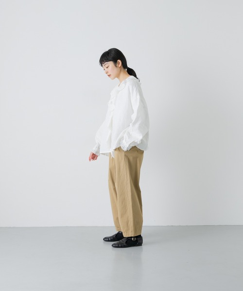 かぐれ(カグレ)の「リネンフリルカラーシャツ(シャツ/ブラウス・レディース・オフホワイト/ブラック/ライトグレー・FREE)」の10枚目の写真