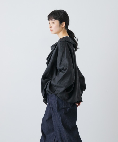 かぐれ(カグレ)の「リネンフリルカラーシャツ(シャツ/ブラウス・レディース・オフホワイト/ブラック/ライトグレー・FREE)」の14枚目の写真