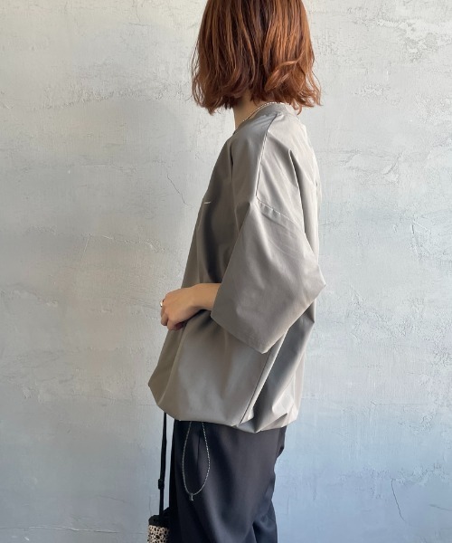 MIZUNO（ミズノ　）の「【WEB先行予約】[MIZUNO/ミズノ] 別注 4WAYストレッチ バックプリントTシャツ（Tシャツ/カットソー・レディース・ネイビー/チャコール/ブラック・S/XL/L/M）」の12枚目の写真