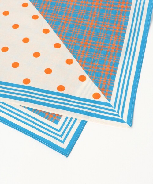 Ray BEAMS（レイビームス）の「コットン シルク スカーフ（バンダナ/スカーフ・レディース・ブラック/サックスブルー・ONE SIZE）」の4枚目の写真