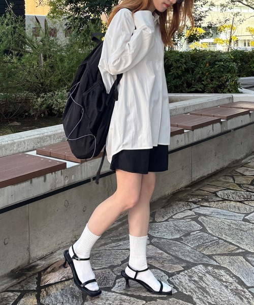 ISOOK(アイスー)の「【ISOOK / アイスー】オーバーサイズスキッパーシャツ / ブラウス 長袖 ルーズ ビッグシルエット ワッシャー しわ加工 無地 ブルー ブラック ホワイト 青シャツ 白シャツ 黒 ZOZOTOWN限定(シャツ/ブラウス・レディース・ホワイト/ブルー/ブラック・FREE)」の22枚目の写真
