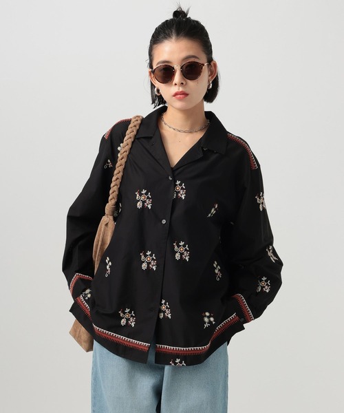 BAYFLOW(ベイフロー)の「エンブロイダリーシャツ(シャツ/ブラウス・レディース・オフホワイト/ブラック・FREE)」の16枚目の写真