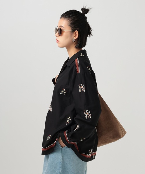 BAYFLOW(ベイフロー)の「エンブロイダリーシャツ(シャツ/ブラウス・レディース・オフホワイト/ブラック・FREE)」の18枚目の写真