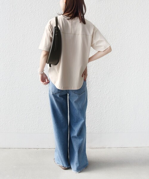 +81BRANCA(ハチイチブランカ)の「【SHIPS別注】81BRANCA: 5分袖 ロゴ TEE(Tシャツ/カットソー・レディース・ベージュ/チャコールグレー/オフホワイト・ONE SIZE)」の16枚目の写真