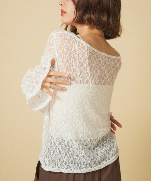 Remind me and forever（リマインドミーアンドフォーエバー）の「【レディライクなきこなしに】レースフレアー袖プルオーバー（Tシャツ/カットソー・レディース・オフホワイト/ブラック・FREE）」の12枚目の写真