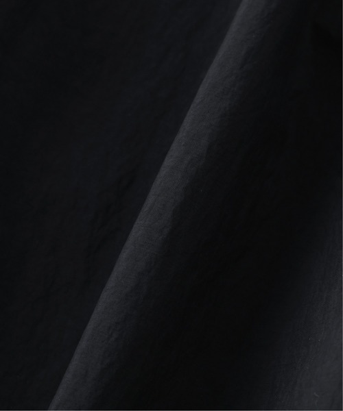 MARGARET HOWELL(マーガレットハウエル)の「RECYCLED NYLON LIGHTWEIGHT POP(その他パンツ・メンズ・ブラック/グレー・X-LARGE/MEDIUM/LARGE)」の7枚目の写真