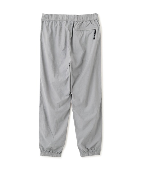 MARGARET HOWELL(マーガレットハウエル)の「RECYCLED NYLON LIGHTWEIGHT POP(その他パンツ・メンズ・ブラック/グレー・X-LARGE/MEDIUM/LARGE)」の11枚目の写真