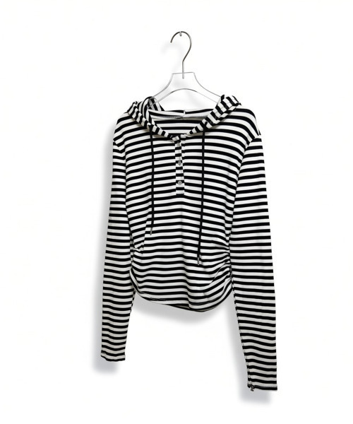 VIVID LADY(ビビッドレディー)の「サイドシャーリング ボーダーフーディー(Tシャツ/カットソー・レディース・グレー/ブラック・FREE)」の11枚目の写真