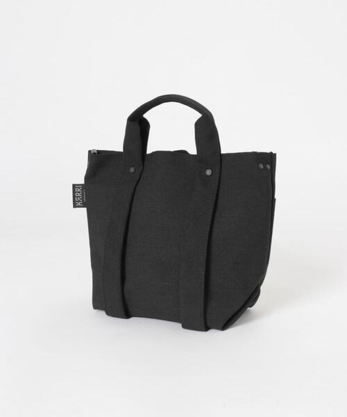 URBAN RESEARCH（アーバンリサーチ）の「KARRI AMIACALVA　2 WAYT TOTE S（トートバッグ・メンズ・ブラック/グレー・FREE）」の6枚目の写真