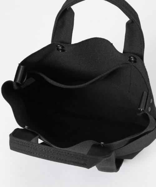 URBAN RESEARCH（アーバンリサーチ）の「KARRI AMIACALVA　2 WAYT TOTE S（トートバッグ・メンズ・ブラック/グレー・FREE）」の8枚目の写真
