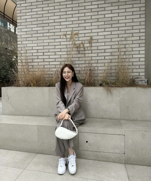I BAG YOUR PARDON(アイバック ユア パードン)の「fill my heart BAG (5 colors)(トートバッグ・レディース・ブラック/シルバー/アイボリー/Beige/LIME・FREE)」の9枚目の写真