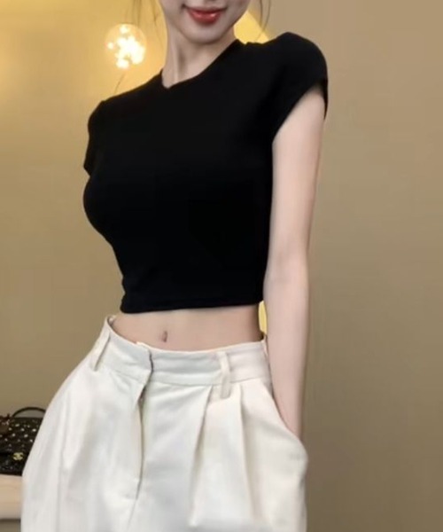 Songe(ソンジュ)の「ドローストリングバックレス背あき半袖Tシャツ(Tシャツ/カットソー・レディース・オフホワイト/ブラック/ホワイト・L/M/S)」の7枚目の写真