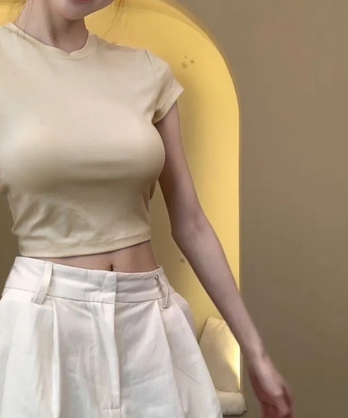 Songe(ソンジュ)の「ドローストリングバックレス背あき半袖Tシャツ(Tシャツ/カットソー・レディース・オフホワイト/ブラック/ホワイト・L/M/S)」の15枚目の写真