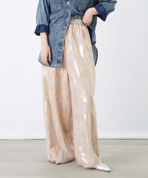 LUCA/LADY LUCK LUCA（ルカ/レディラックルカ）の「LC/LLL ジョーゼット箔プリントチュールレイヤードパンツ（その他パンツ・レディース・ブラック/ゴールド/シルバー・FREE）」の3枚目の写真