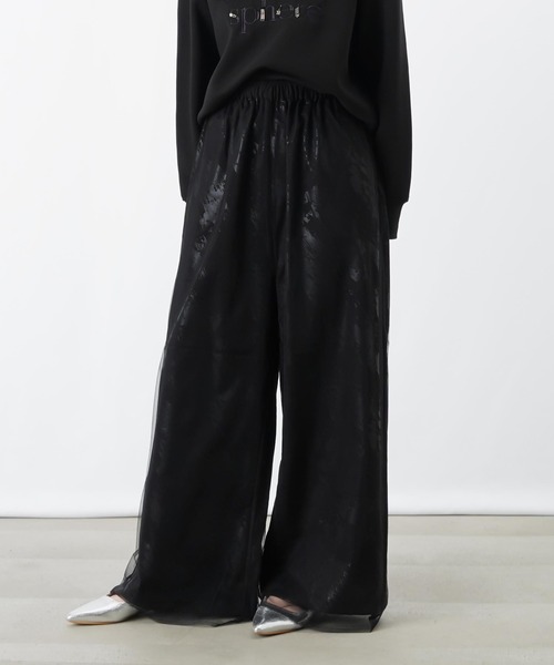 LUCA/LADY LUCK LUCA（ルカ/レディラックルカ）の「LC/LLL ジョーゼット箔プリントチュールレイヤードパンツ（その他パンツ・レディース・ブラック/ゴールド/シルバー・FREE）」の5枚目の写真