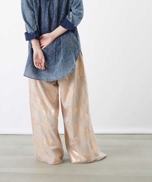 LUCA/LADY LUCK LUCA（ルカ/レディラックルカ）の「LC/LLL ジョーゼット箔プリントチュールレイヤードパンツ（その他パンツ・レディース・ブラック/ゴールド/シルバー・FREE）」の19枚目の写真