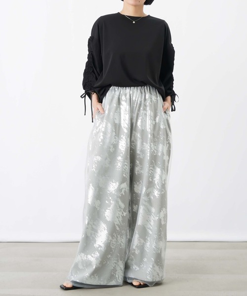 LUCA/LADY LUCK LUCA（ルカ/レディラックルカ）の「LC/LLL ジョーゼット箔プリントチュールレイヤードパンツ（その他パンツ・レディース・ブラック/ゴールド/シルバー・FREE）」の16枚目の写真