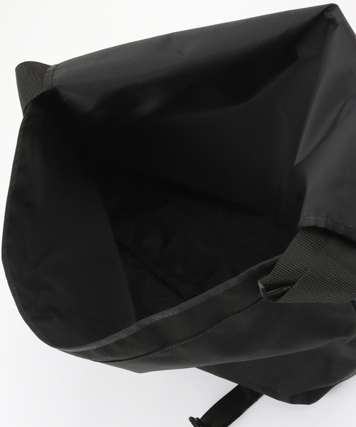 OUTDOOR PRODUCTS（アウトドアプロダクツ）の「OUTDOOR PRODUCTS USA SHOULDERBAG（ショルダーバッグ・レディース・ブラック・FREE）」の3枚目の写真