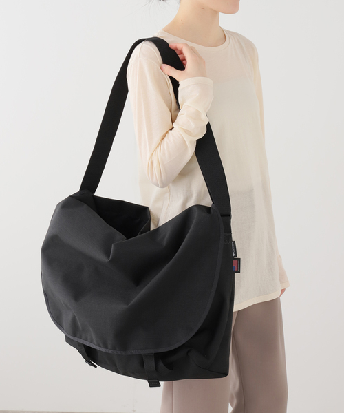 OUTDOOR PRODUCTS（アウトドアプロダクツ）の「OUTDOOR PRODUCTS USA SHOULDERBAG（ショルダーバッグ・レディース・ブラック・FREE）」の8枚目の写真