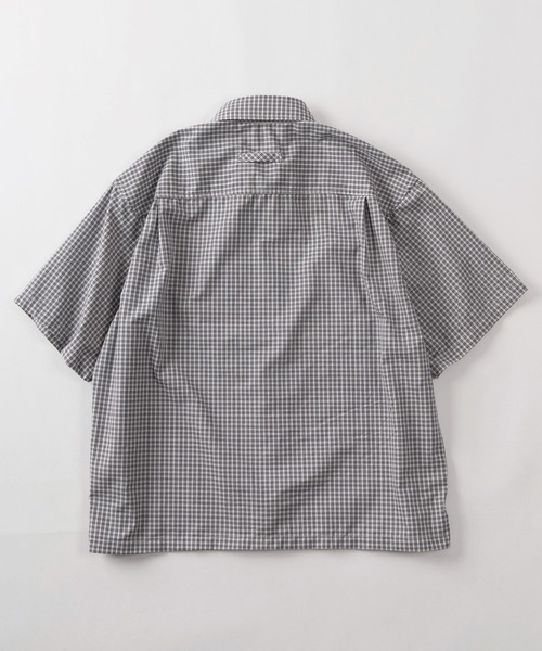make a ray!(メイク ア レイ!)の「【82】 ショート丈 先染め ミニチェック レギュラーカラー 半袖シャツ/ユニセックス/レディース/メンズ(シャツ/ブラウス・メンズ・ネイビー/ホワイト/ブラウン・L/M)」の7枚目の写真